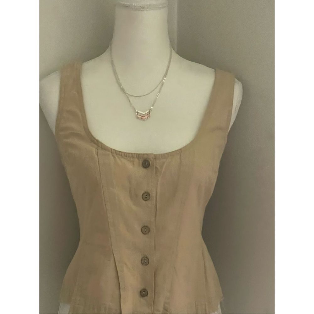 Free People Khaki flattering figure Blouse Sz M